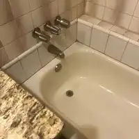 Cleaning detail bathtub